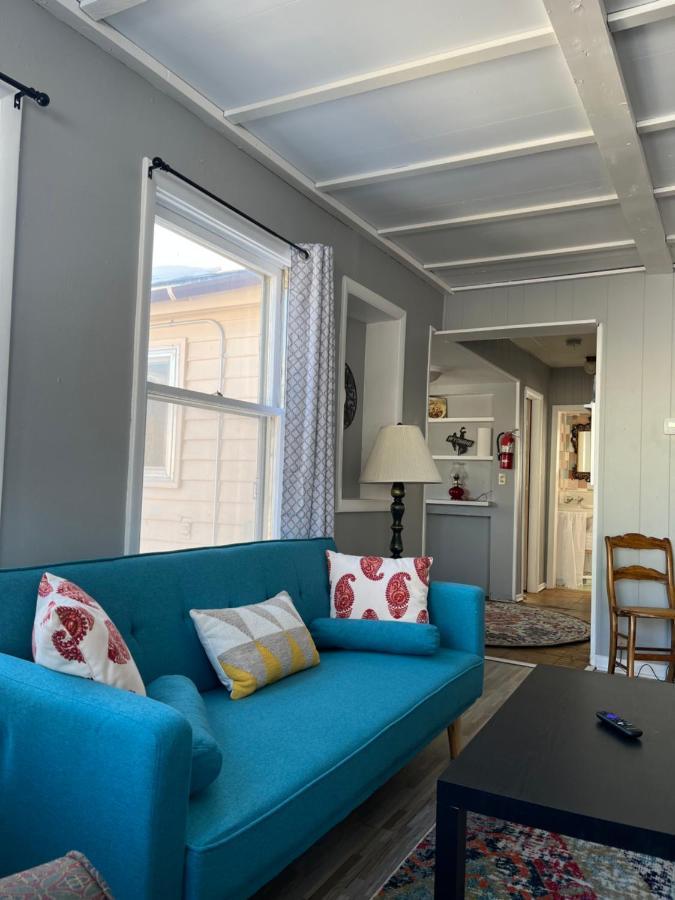 לאראמי Rustic 2 Bedroom Boho Apartment מראה חיצוני תמונה